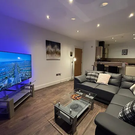 24-7 Secured City Centre Apartments With Free Underground Parking And Wifi Apartment Birmingham