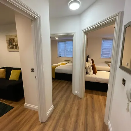 24-7 Secured City Centre Apartments With Free Underground Parking And Wifi Apartment Birmingham